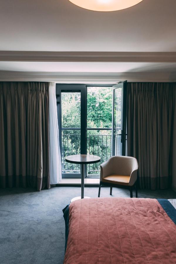 The Parkview Hotel Newtown Mount Kennedy Buitenkant foto